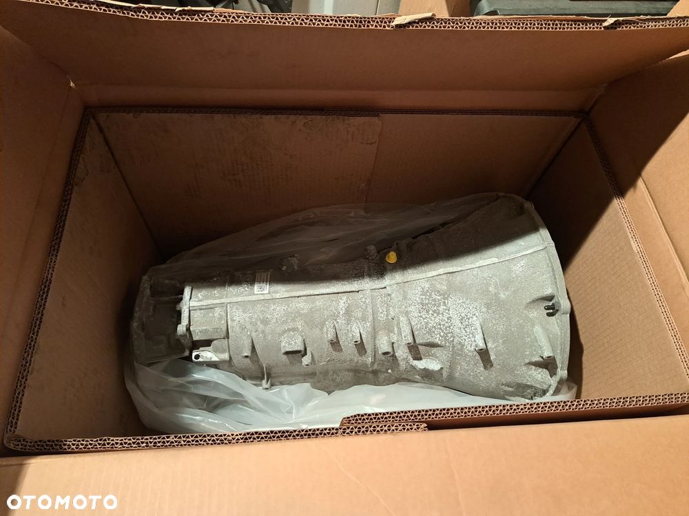 Skrzynie skrzynia biegów Automat Dodge Ram V 1500 5.7 68269509AA Durango Jeep Grand Cherokee WK2 6.2 68305283AC Jeep Compass II Jeep Renegade 68311994BA Do regeneracji na części - 2