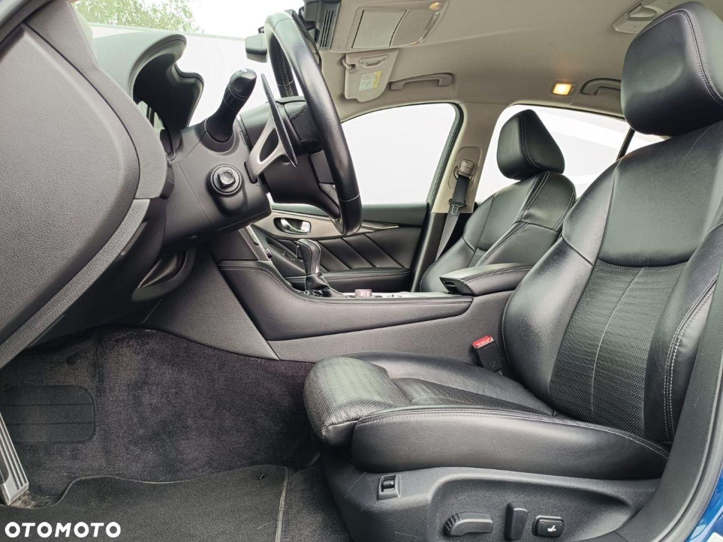 Infiniti Q50 - 26