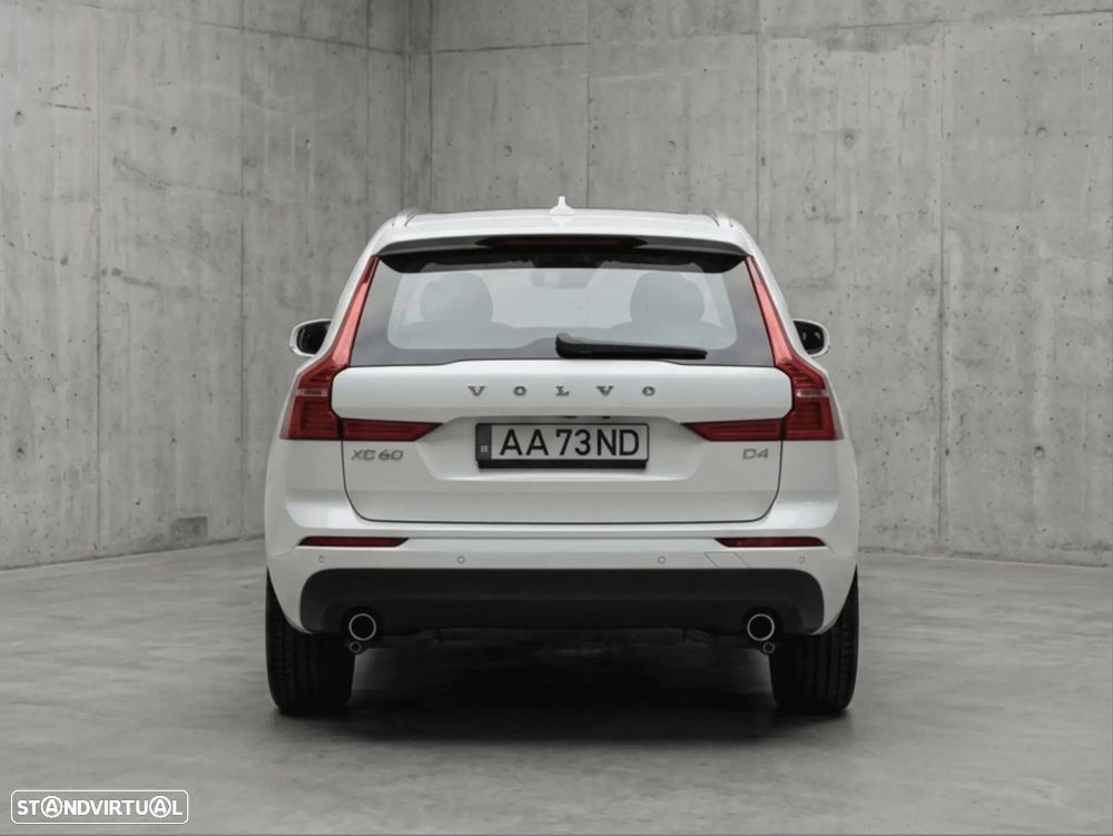 Volvo XC 60 2.0 D4 Momentum Geartronic - 3