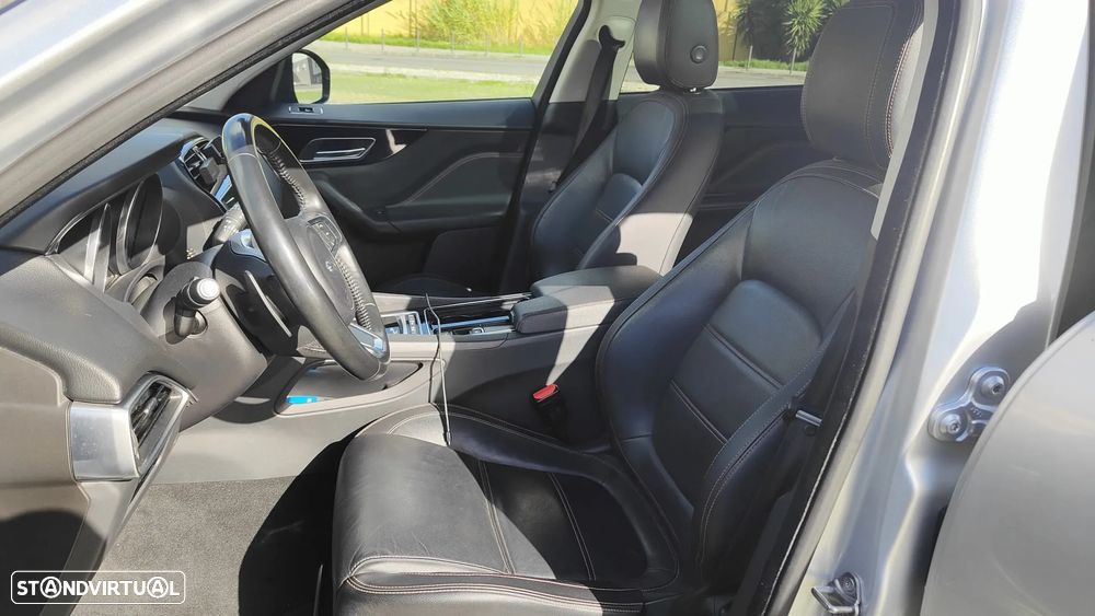 Jaguar F-Pace 2.0 i4D Prestige Aut. - 24