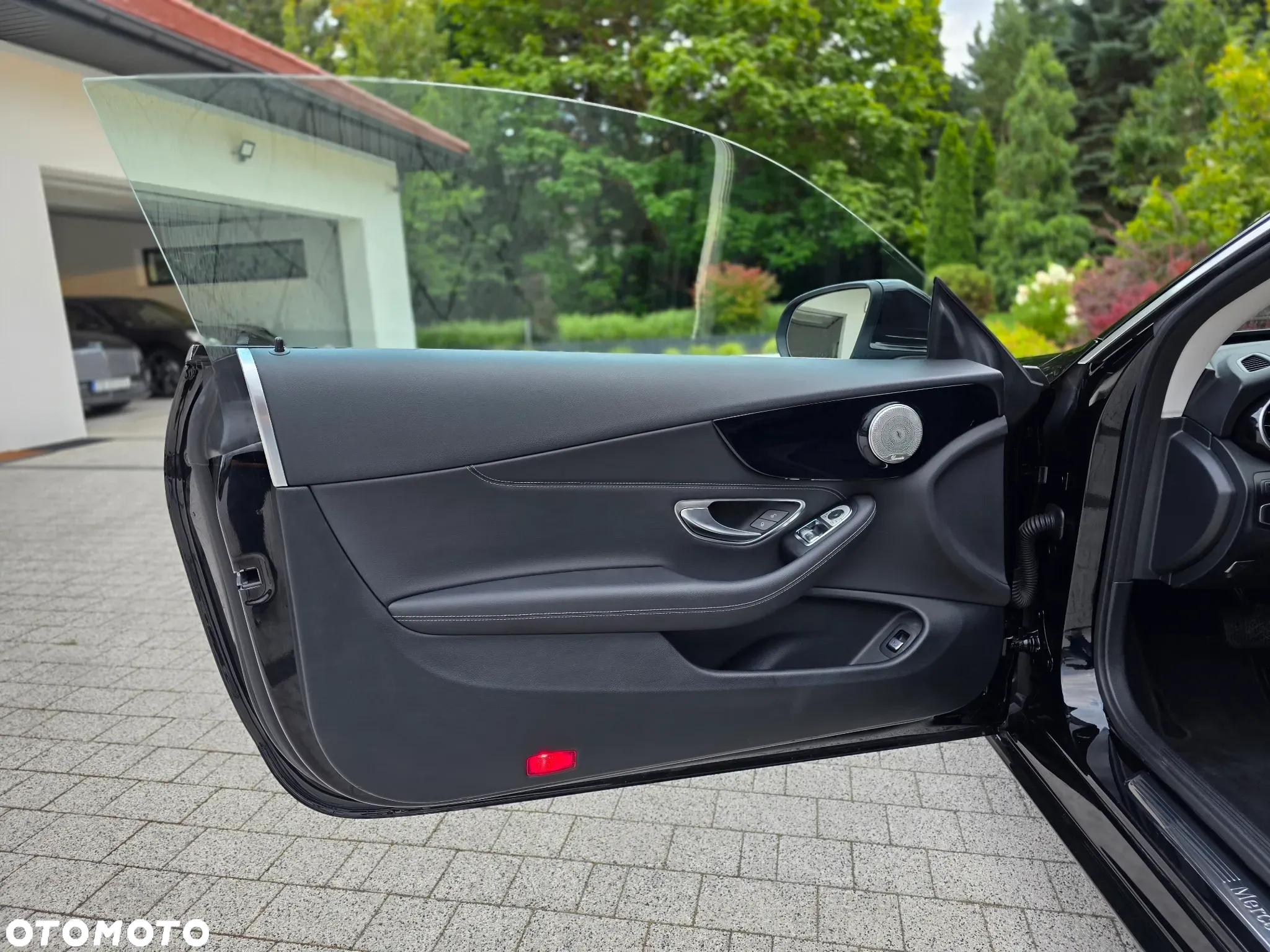 Mercedes-Benz Klasa C 300 4MATIC 9G-TRONIC - 14