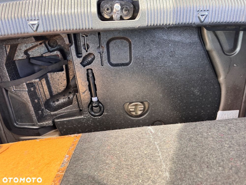 Skoda Yeti 1.2 TSI 4x2 Edition - 32