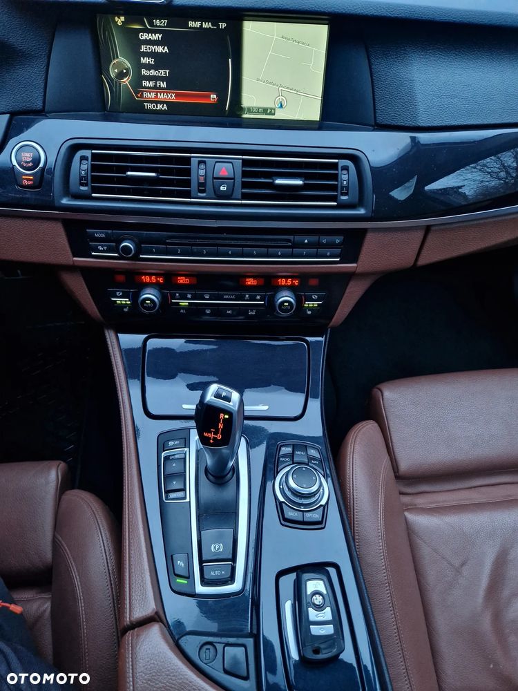 BMW Seria 5 520d Modern Line - 27