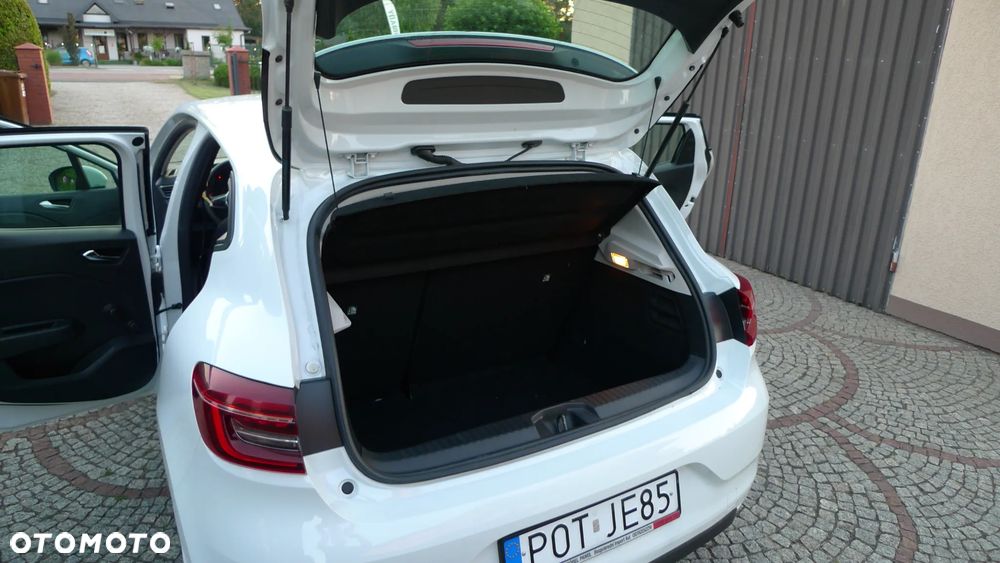 Renault Clio - 10