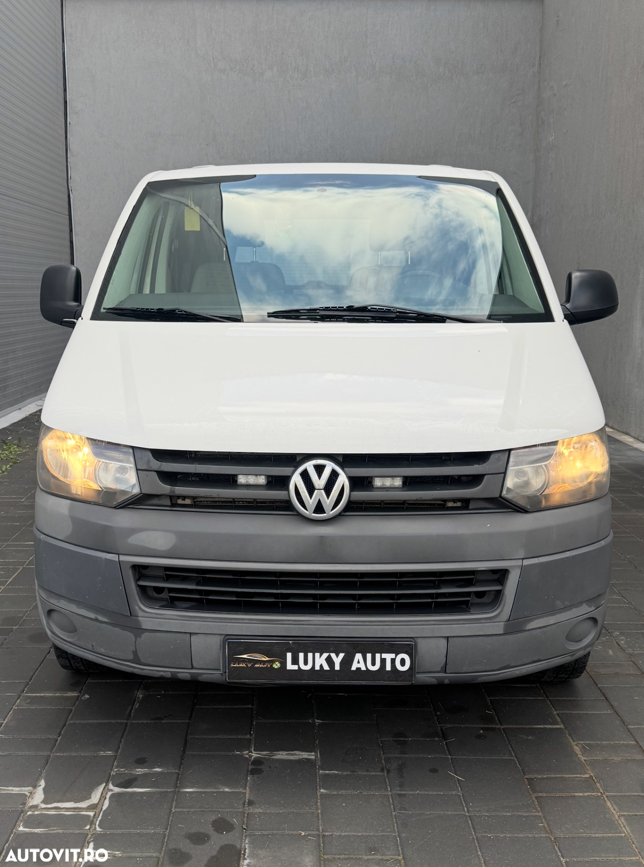 Volkswagen Transporter T5 - 13