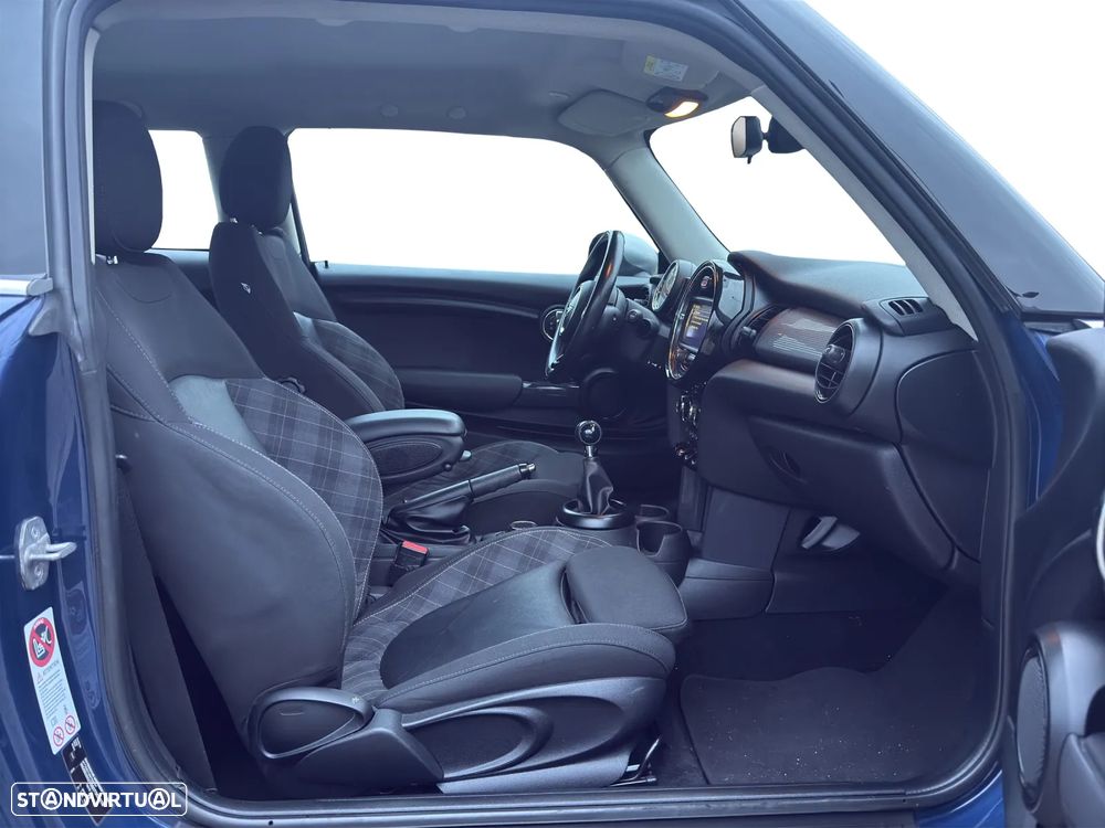 MINI 3 Portas Cooper D Metropolitan - 14