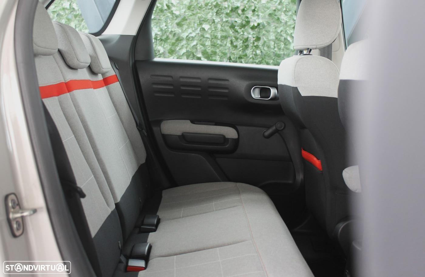 Citroën C3 1.6 BlueHDi Feel - 14
