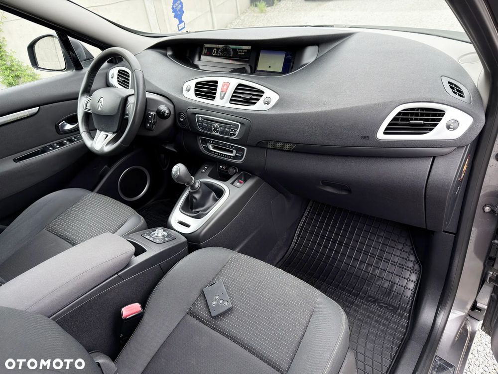 Renault Scenic 1.6 16V Expression - 15