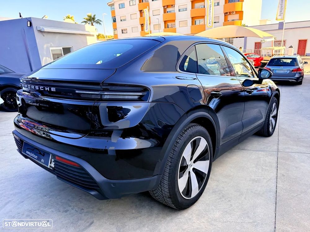 Porsche Macan Electric 4 - 4