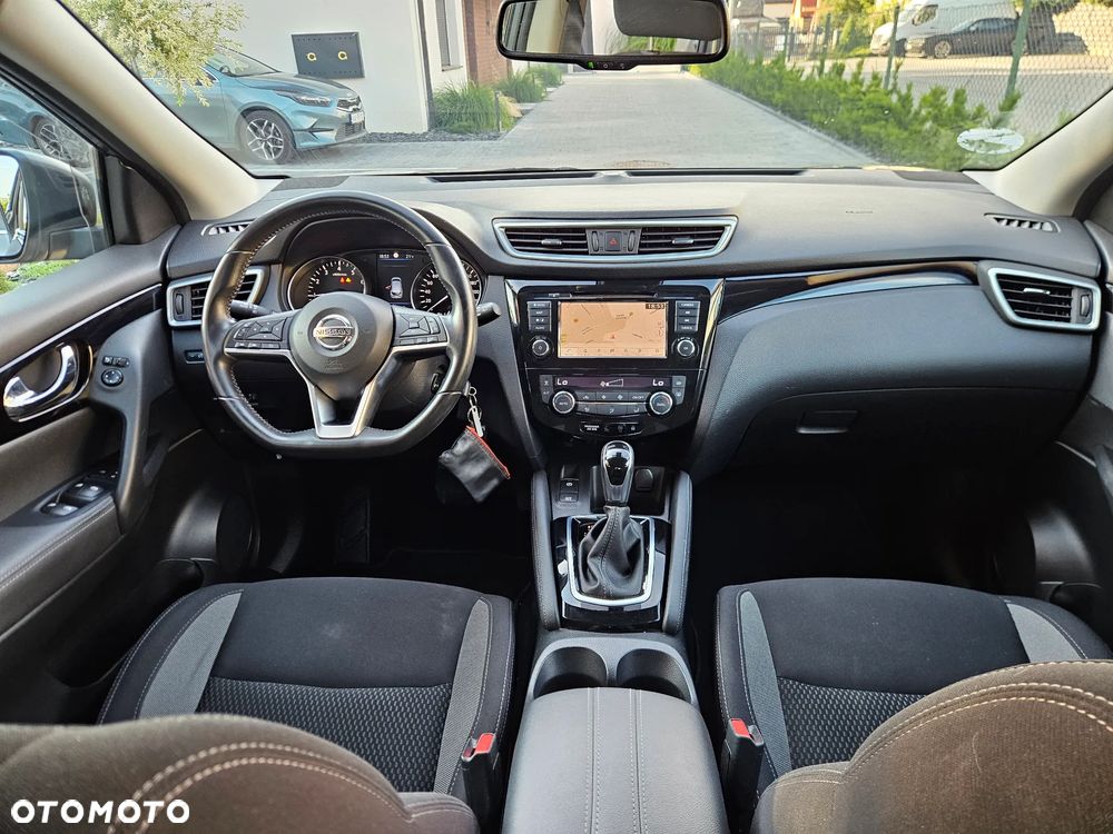 Nissan Qashqai 1.3 DIG-T DCT N-WAY - 8