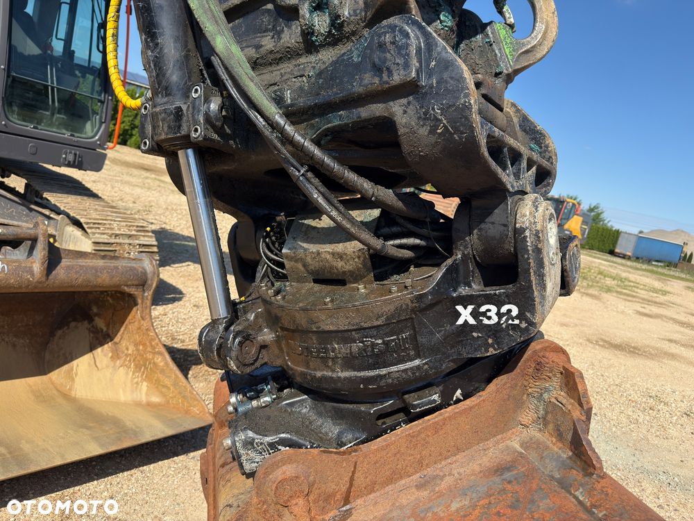 Volvo EC 250 EL - 15