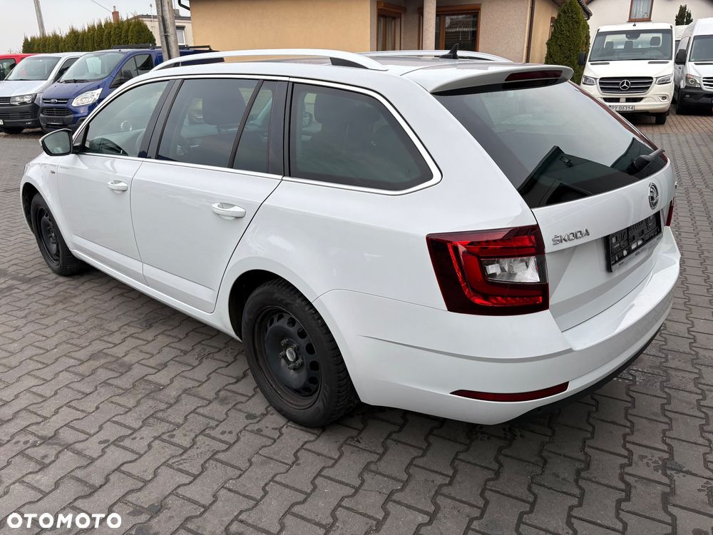 Skoda Octavia 2.0 TDI DSG Soleil - 7