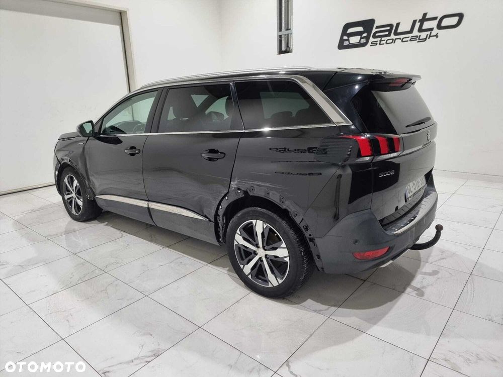 Peugeot 5008 - 9