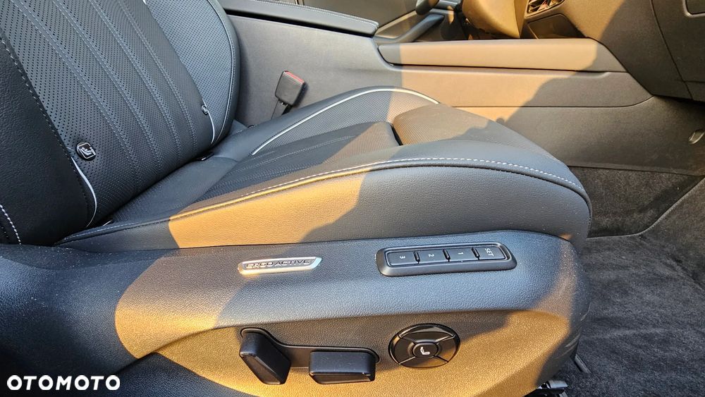 Volkswagen Passat - 29