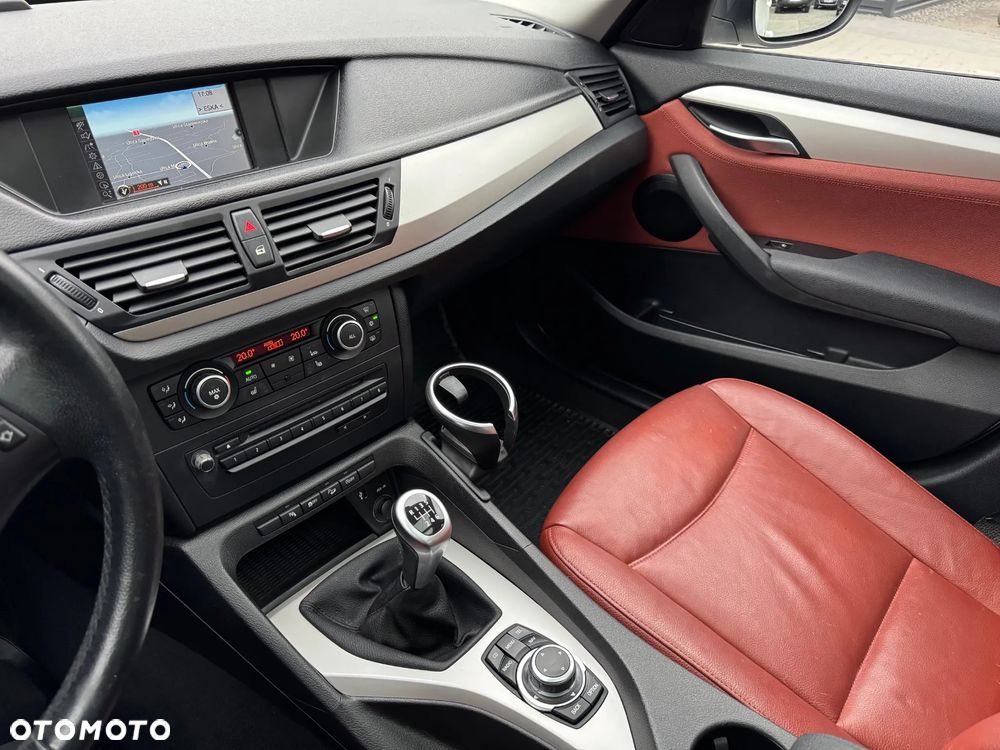 BMW X1 xDrive20d - 15