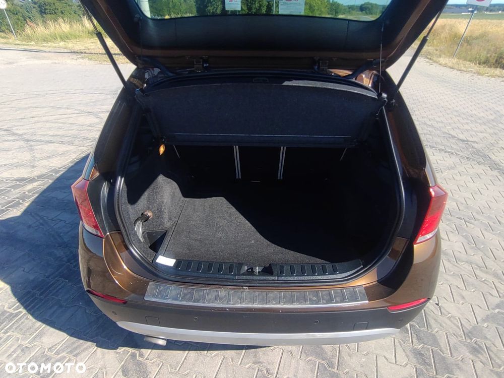 BMW X1 xDrive20d xLine - 27