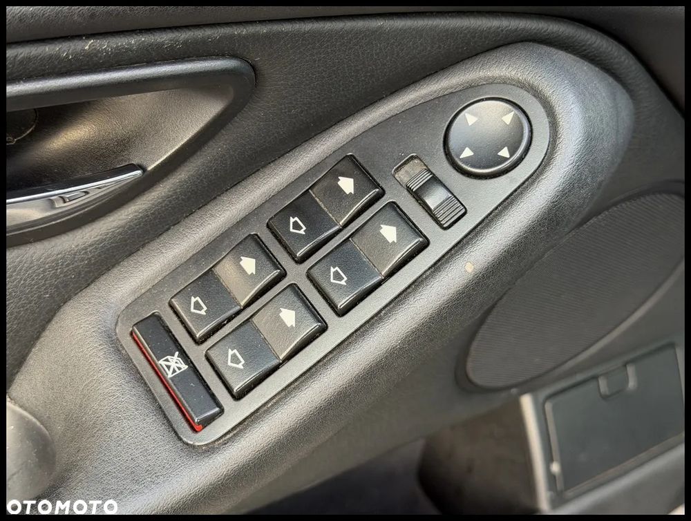 BMW Seria 5 - 26