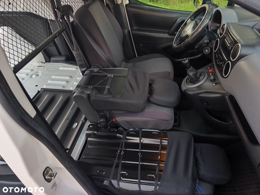 Citroën BERLINGO - 21