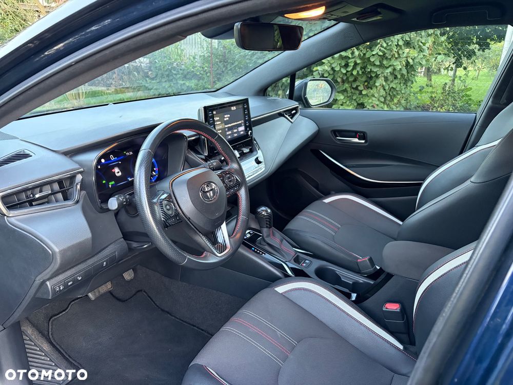 Toyota Corolla 1.8 Hybrid GR Sport - 11