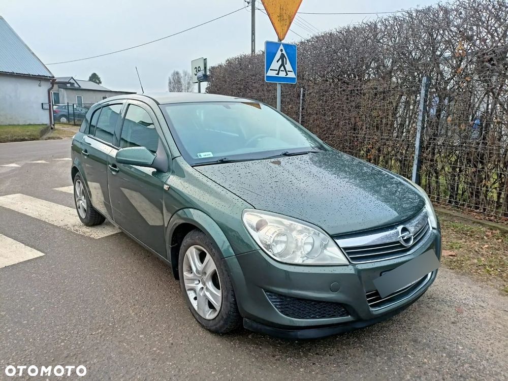 Opel Astra 1.6 Enjoy - 1