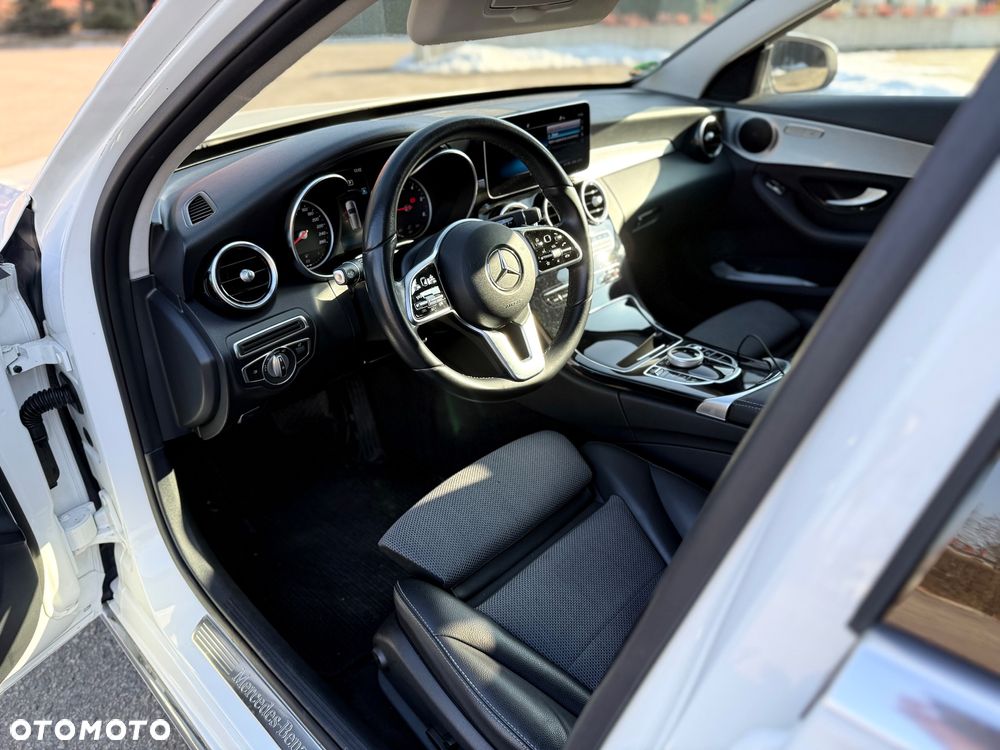 Mercedes-Benz Klasa C 200 d 9G-TRONIC Avantgarde - 8