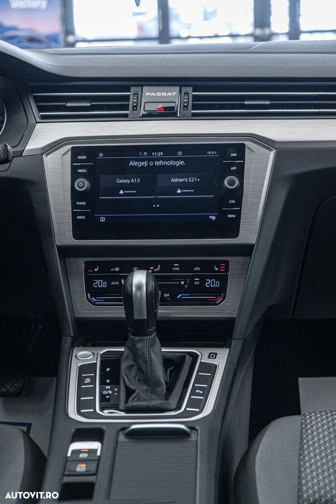 Volkswagen Passat 2.0 TDI DSG Comfortline - 4