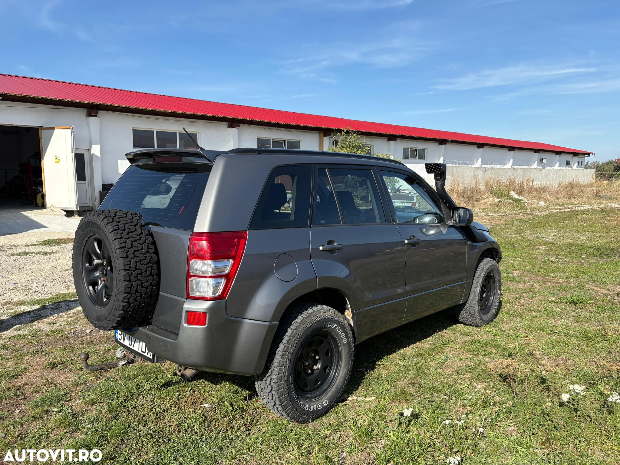 Suzuki Grand Vitara 1.9 DDiS Comfort - 4