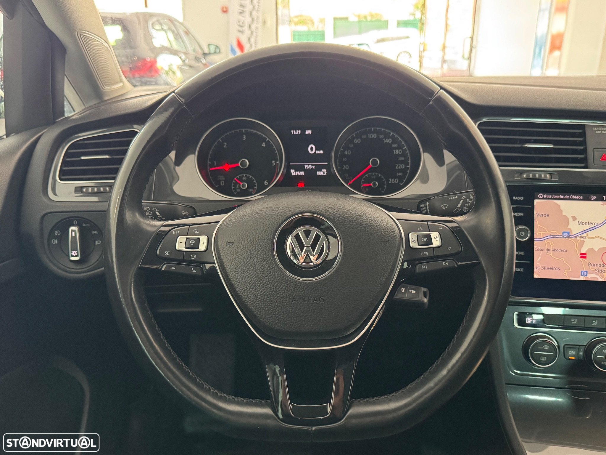 VW Golf 1.6 TDI Confortline - 14