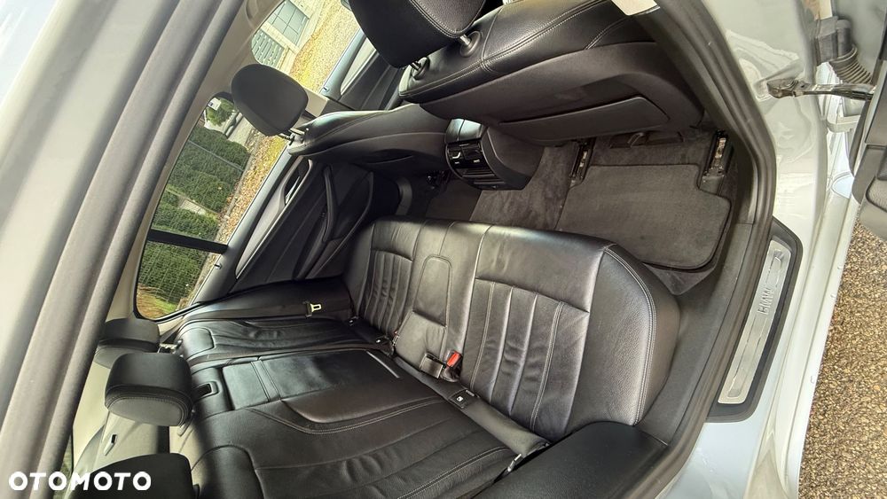 BMW Seria 5 520d Luxury Line - 18
