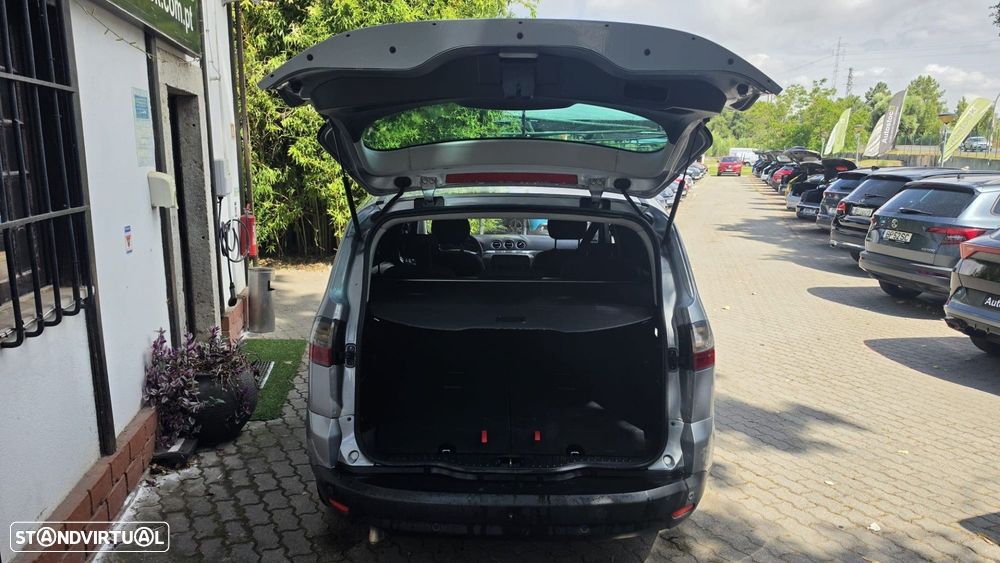 Ford S-Max 1.8 TDCi Trend 7L - 6