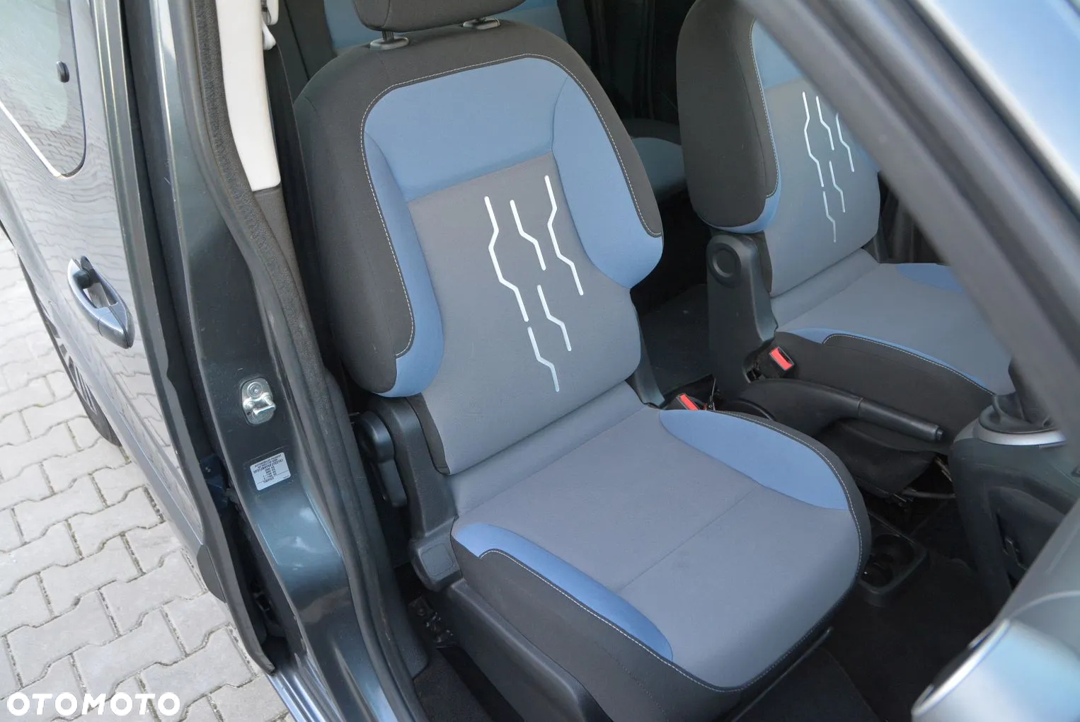 Peugeot Partner - 27
