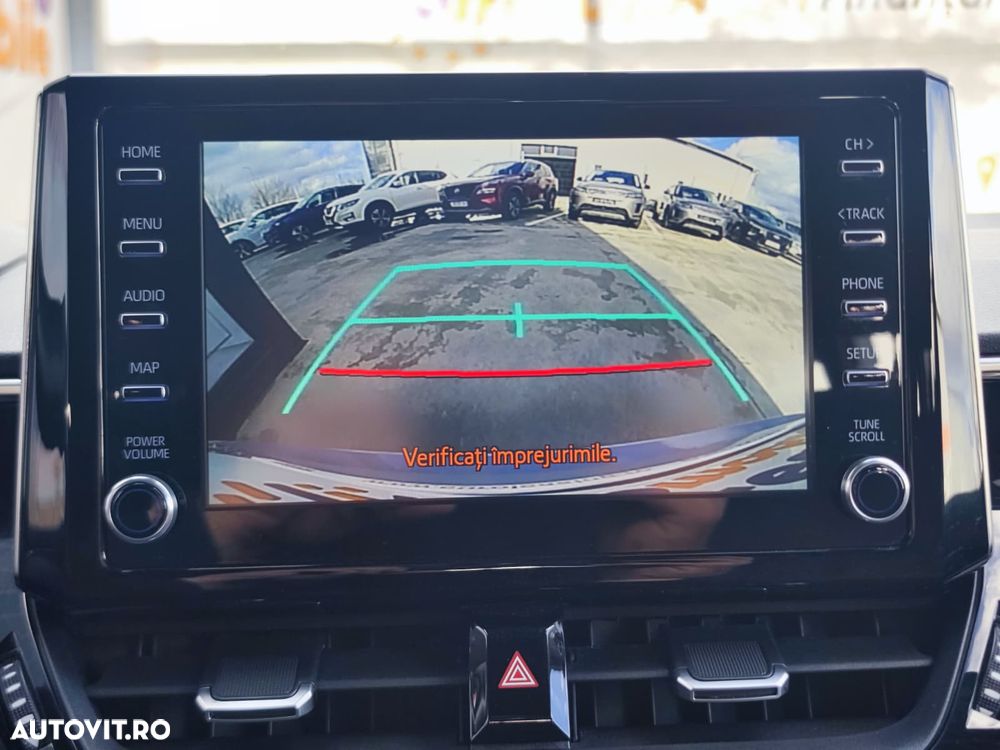 Toyota Corolla 1.8 HSD Business - 8