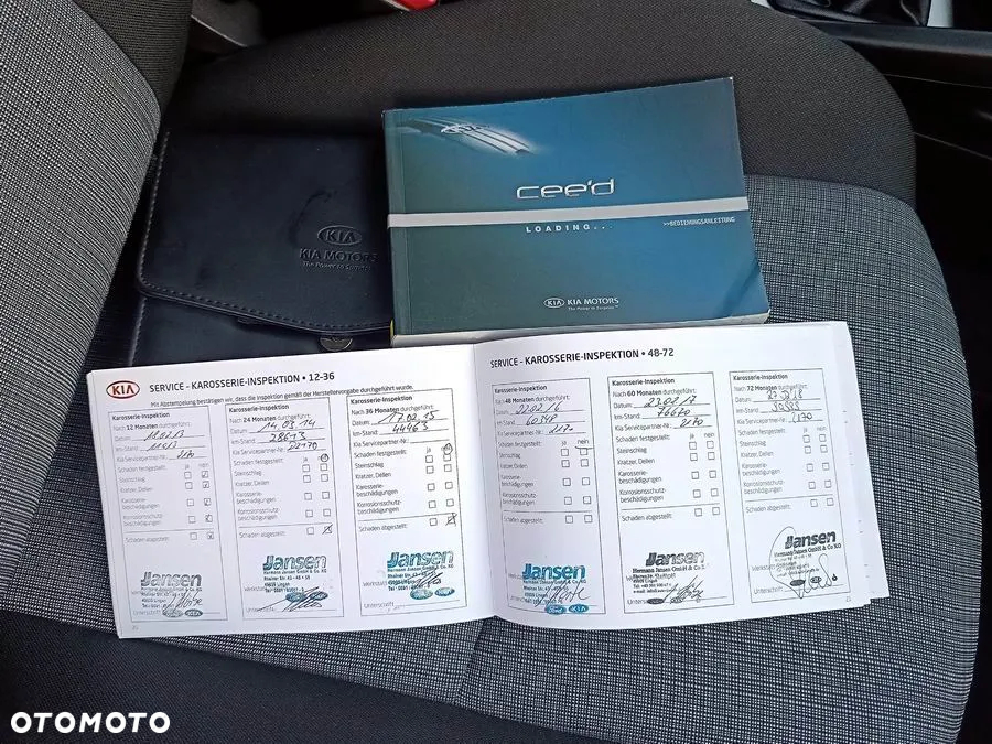 Kia Ceed 1.4 CVVT SW Dream-Team Edition - 28
