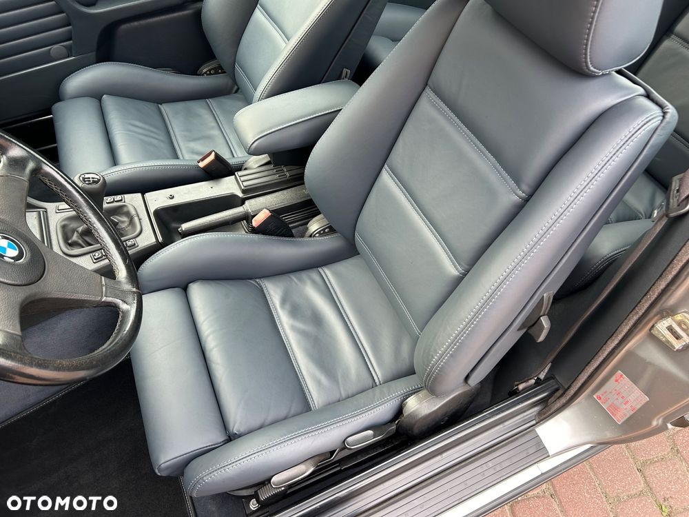 BMW Seria 3 320i - 20