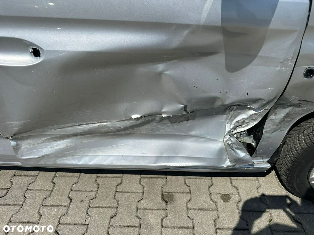 Volkswagen Caddy - 11