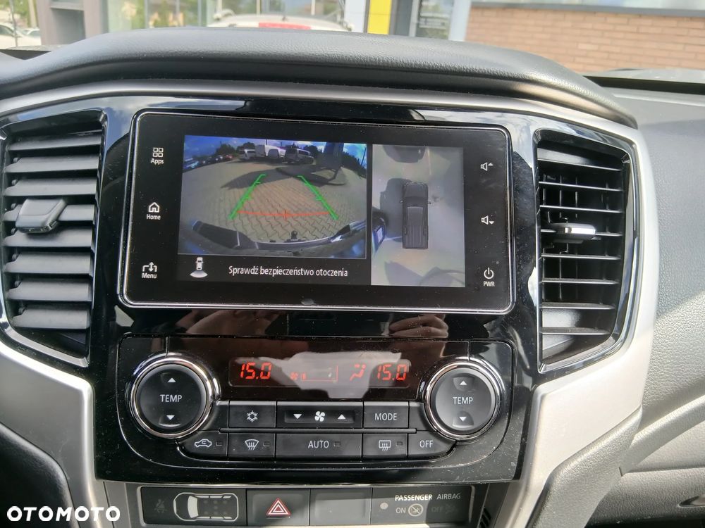 Mitsubishi L200 2.2 d DC Instyle Plus - 8