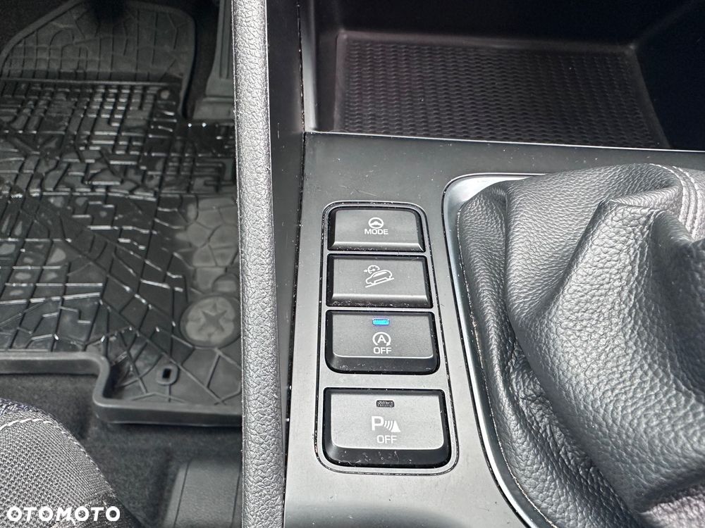 Hyundai Tucson 1.6 GDI BlueDrive Design 2WD - 32