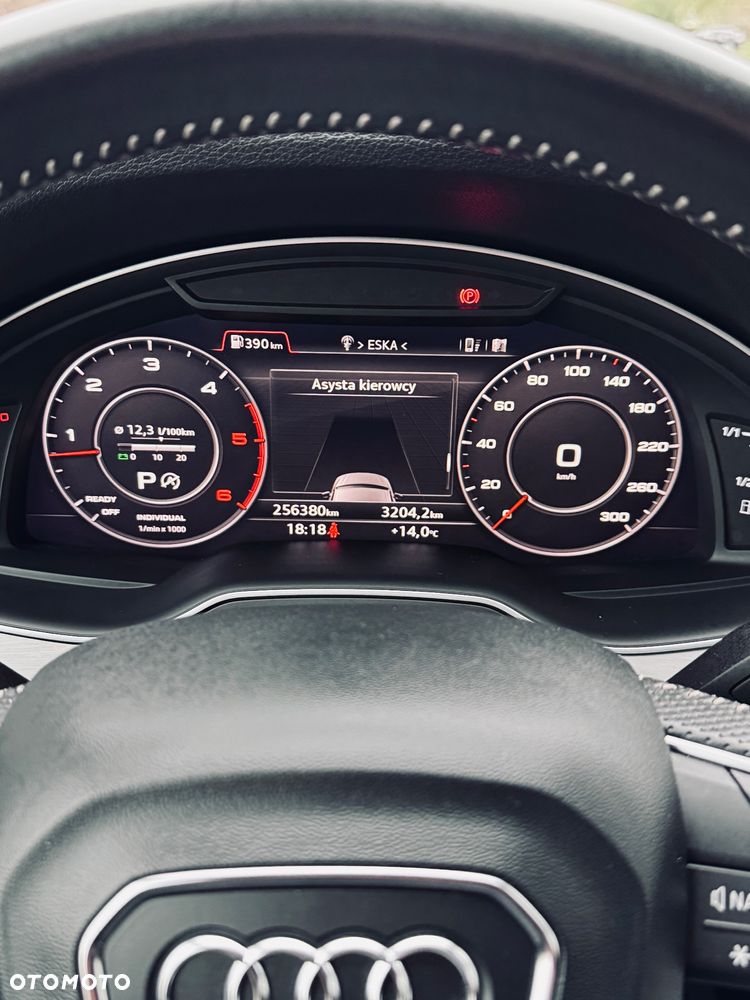 Audi Q7 - 19