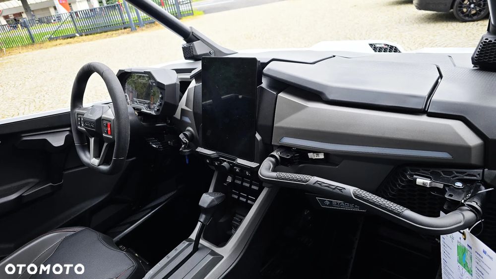 Polaris RZR - 19