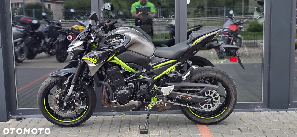 Kawasaki Z 900 - 22
