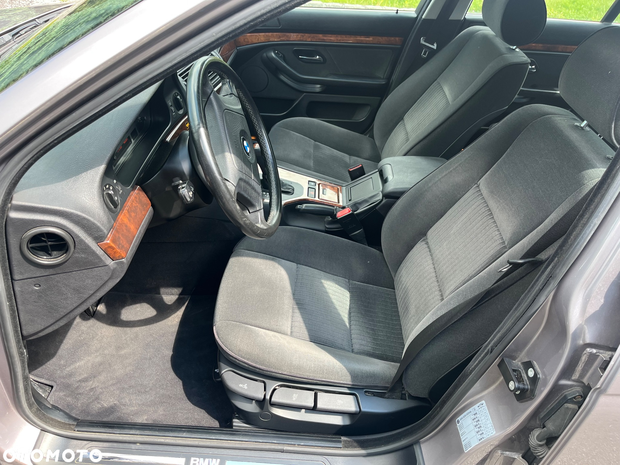 BMW Seria 5 - 30