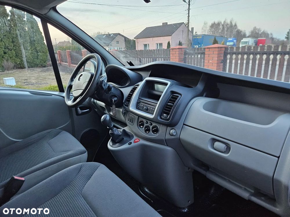 Renault Trafic - 9