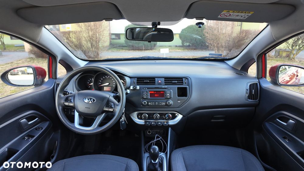 Kia Rio 1.1 crdi M - 11