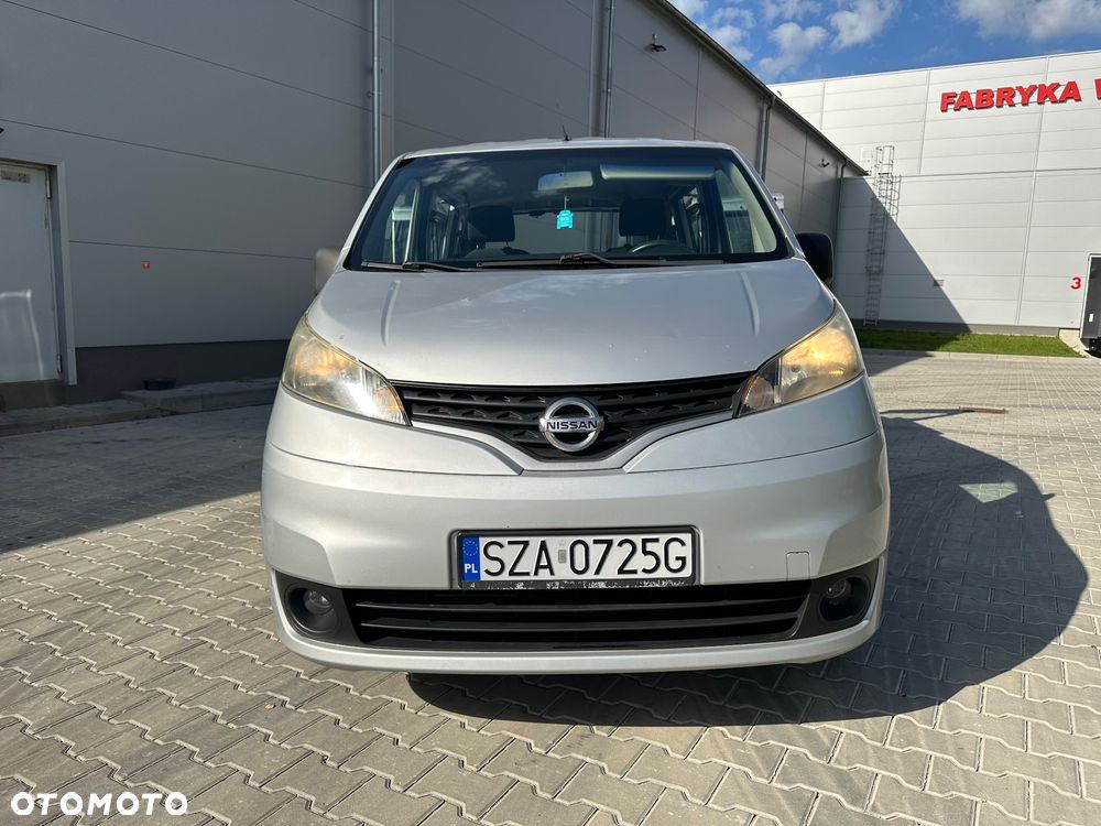 Nissan NV200 - 14