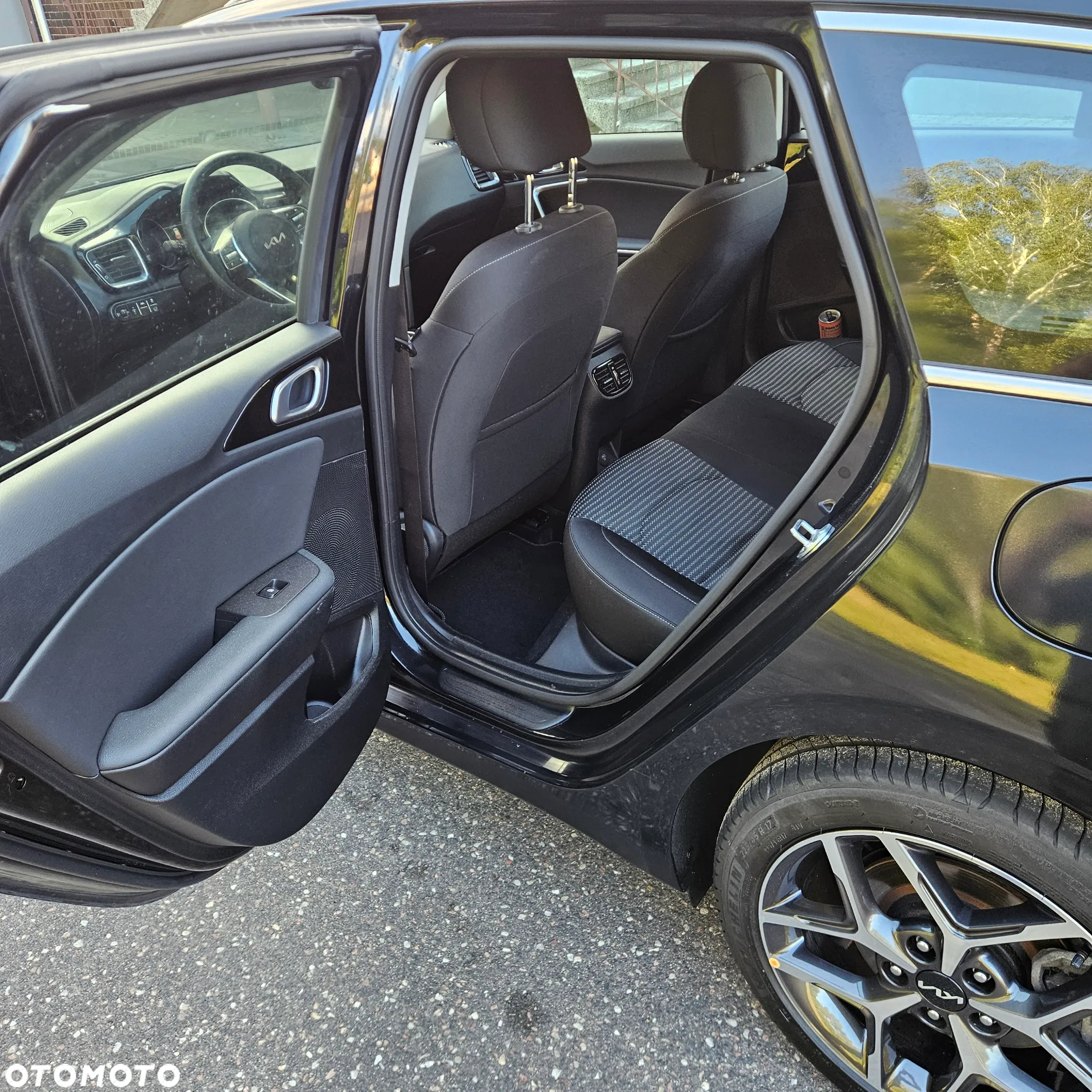 Kia Ceed SW 1.5 T-GDI DCT7 OPF Vision - 4