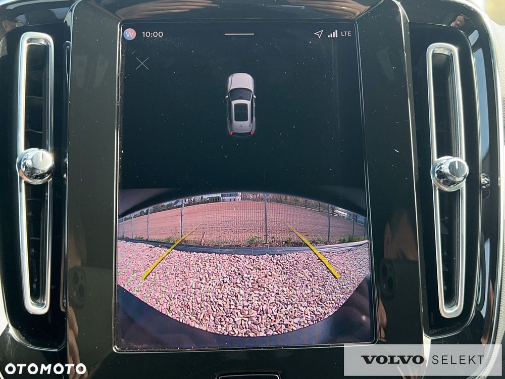 Volvo XC 40 B3 B DKG Core - 21
