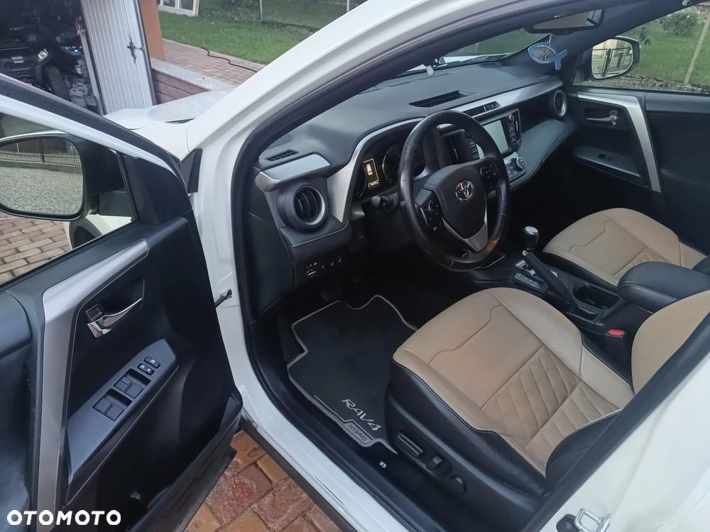 Toyota RAV4 Hybrid Prestige 4x4 - 7