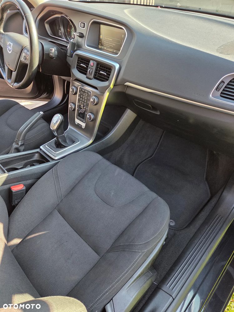 Volvo V40 D2 Base - 20