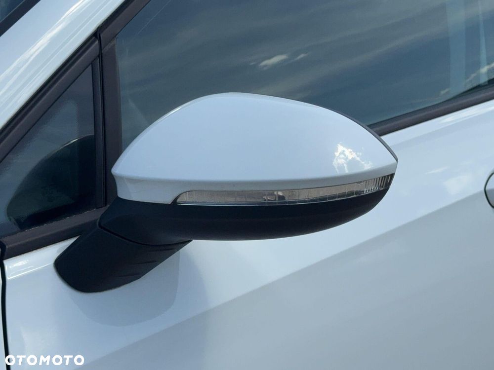 Volkswagen Golf - 9