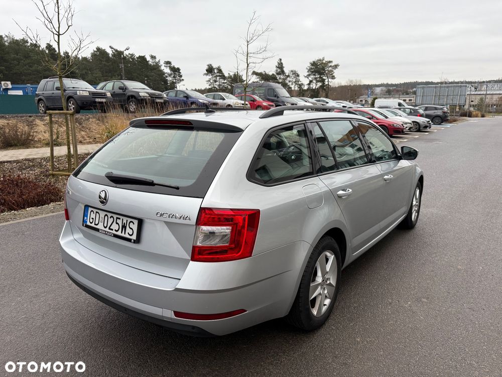 Skoda Octavia 1.5 TSI ACT Ambition - 9